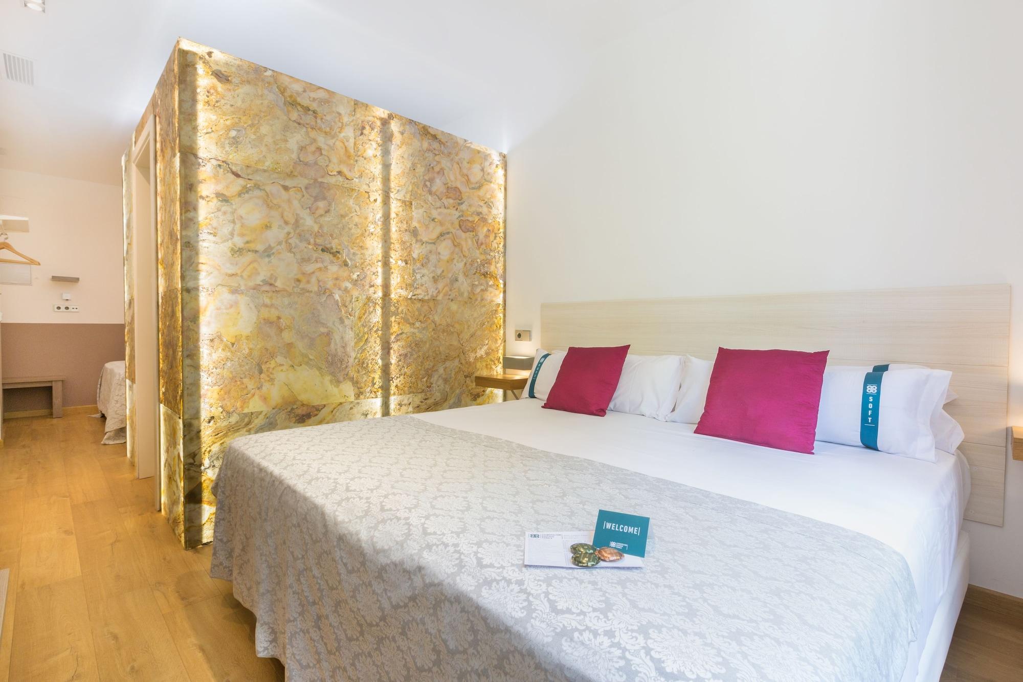 Cosmopolitan Boutique Rambla Hotell Barcelona Eksteriør bilde
