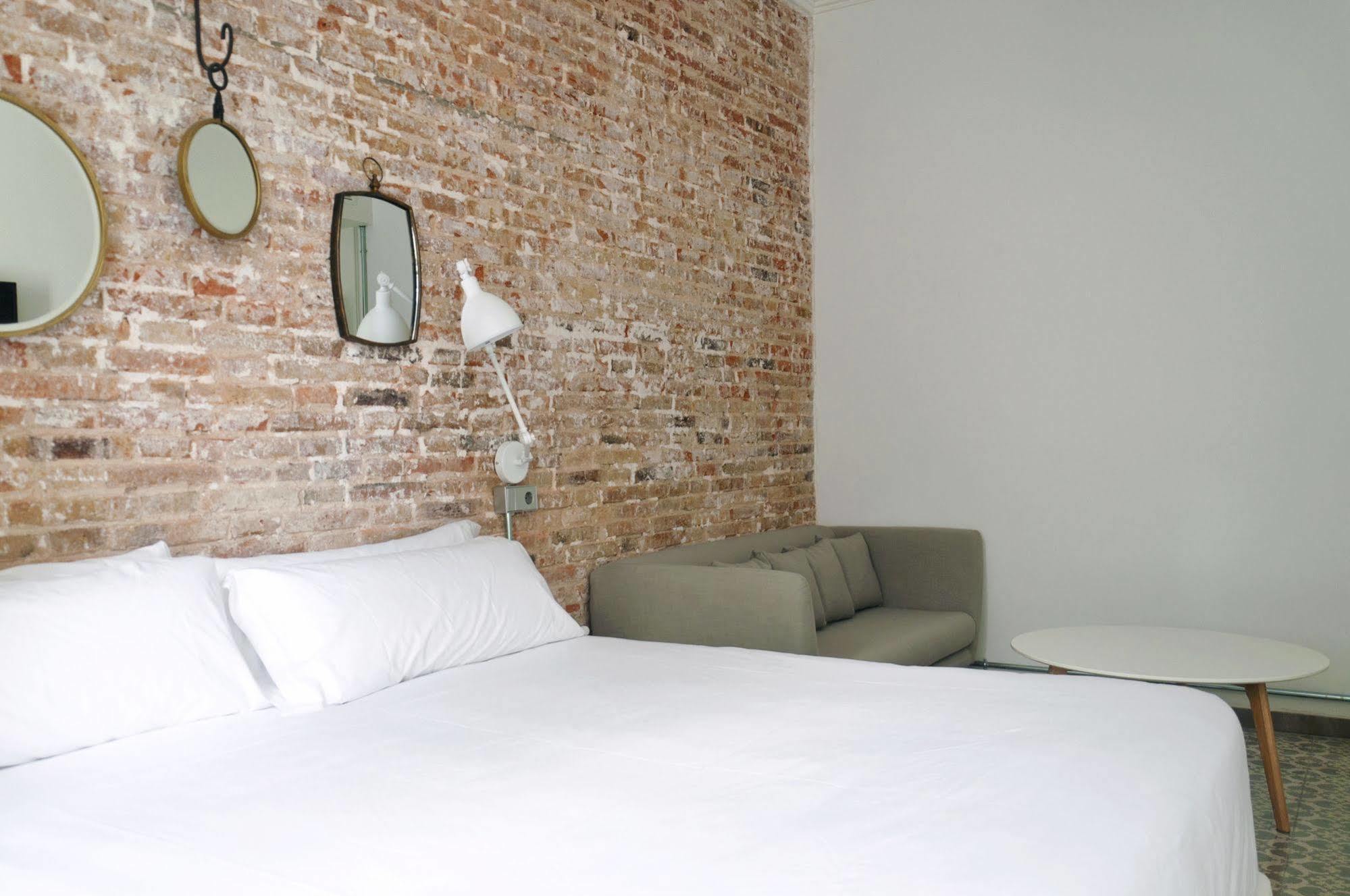 Cosmopolitan Boutique Rambla Hotell Barcelona Eksteriør bilde